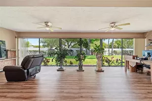 7101 Fairway Bend Cir, Sarasota, FL 34243 - Photo 24