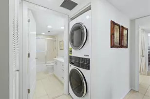 1955 Gulf of Mexico Dr, Longboat Key, FL 34228 - Photo 32