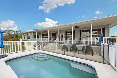 310 13th Avenue W, Palmetto, FL 34221 - Photo 2
