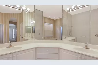 7134 Whitemarsh Circle, Lakewood Ranch, FL 34202 - Photo 36