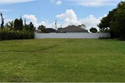 706 SW 21 Street, Cape Coral, FL 33991 - Photo 2