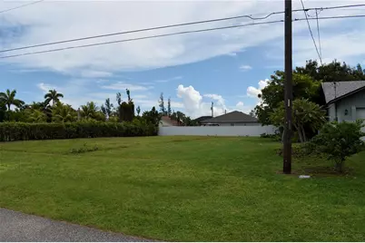 805 SW 6th Court, Cape Coral, FL 33991 - Photo 2