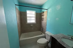 1031 30th Ave E, Bradenton, FL 34208 - Photo 34