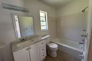 1031 30th Ave E, Bradenton, FL 34208 - Photo 16
