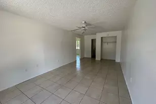 1031 30th Ave E, Bradenton, FL 34208 - Photo 16