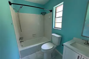 1031 30th Ave E, Bradenton, FL 34208 - Photo 32