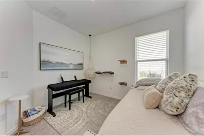 10010 Buckman Halls Drive, Palmetto, FL 34221 - Photo 32