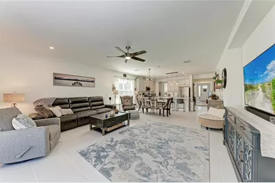 10010 Buckman Halls Drive, Palmetto, FL 34221 - Photo 14