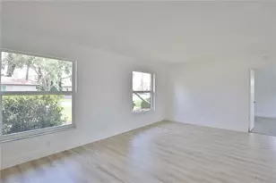 2834 Hardee Dr, Sarasota, FL 34231 - Photo 10