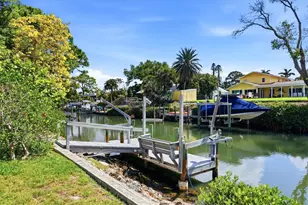 353 S Shore Dr, Osprey, FL 34229 - Photo 44