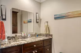 1611 Clower Creek Dr, Sarasota, FL 34231 - Photo 34