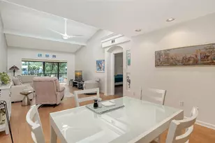 1611 Clower Creek Dr, Sarasota, FL 34231 - Photo 4