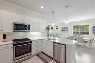 12294 Myrtle Bay Ct, Sarasota, FL 34238 - Photo 10