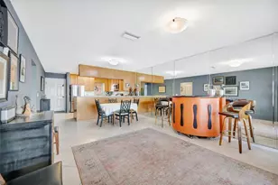 3863 Catalina Dr, Bradenton, FL 34210 - Photo 6