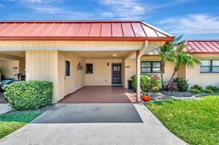 3863 Catalina Dr, Bradenton, FL 34210 - Photo 4