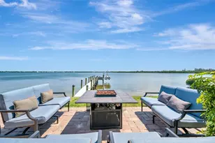 3863 Catalina Dr, Bradenton, FL 34210 - Photo 2