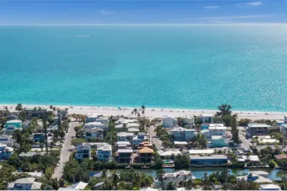 406 N Shore Drive, Anna Maria, FL 34216 - Photo 8