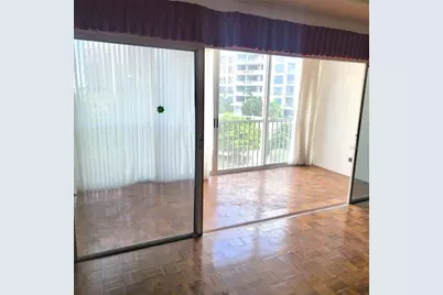 435 S Gulfstream Avenue #605, Sarasota, FL 34236 - Photo 8