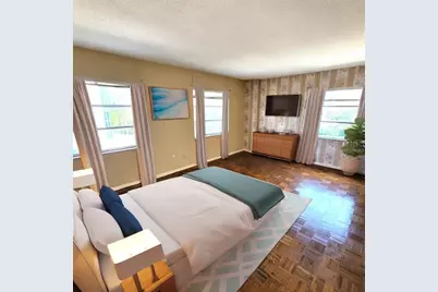 435 S Gulfstream Avenue #605, Sarasota, FL 34236 - Photo 12