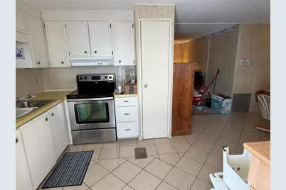 5619 Bayshore Rd #126, Palmetto, FL 34221 - Photo 6