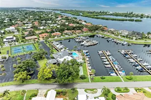 221 Lookout Point Dr, Osprey, FL 34229 - Photo 14