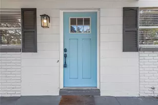 6815 S Wall St, Tampa, FL 33616 - Photo 2