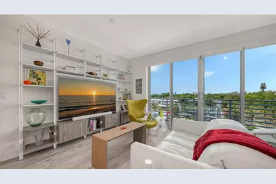 1709 N Tamiami Trail #522, Sarasota, FL 34234 - Photo 4