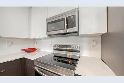 1709 N Tamiami Trail #522, Sarasota, FL 34234 - Photo 14