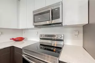 1709 N Tamiami Trl, Sarasota, FL 34234 - Photo 14