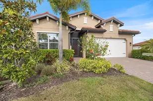 520 Maraviya Blvd, Nokomis, FL 34275 - Photo 2