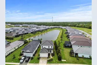 9924 Crystal Isle Circle, Sarasota, FL 34241 - Photo 4
