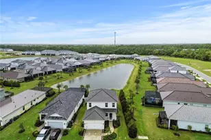 9924 Crystal Isles Cir, Sarasota, FL 34241 - Photo 4