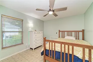 7807 E 50th Pl, Bradenton, FL 34203 - Photo 16