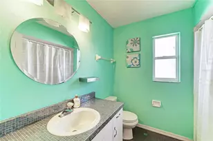 7807 E 50th Pl, Bradenton, FL 34203 - Photo 18