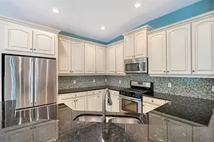 7702 Rio Bella Pl, Bradenton, FL 34201 - Photo 18