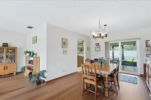 2205 71st St W, Bradenton, FL 34209 - Photo 4