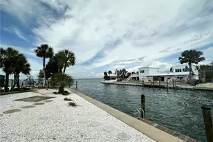 3615 100th St W, Bradenton, FL 34210 - Photo 4