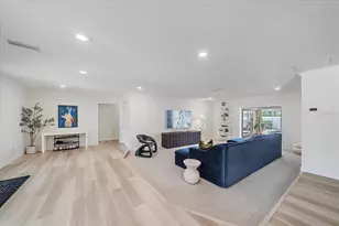 1734 Riviera Cir, Sarasota, FL 34232 - Photo 14