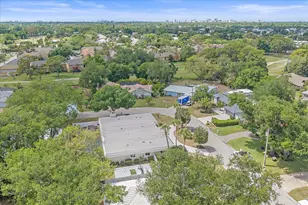 1734 Riviera Cir, Sarasota, FL 34232 - Photo 62