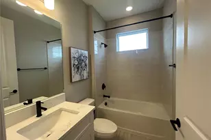 16905 Sweetwater Village Dr, Bradenton, FL 34211 - Photo 28