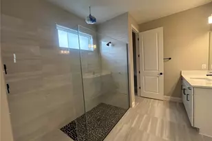 16905 Sweetwater Village Dr, Bradenton, FL 34211 - Photo 20