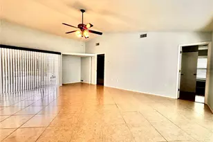 3601 Garden Lakes Clenet, Bradenton, FL 34203 - Photo 4