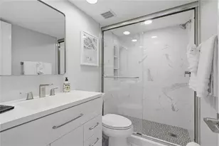 1801 Gulf Dr N, Bradenton Beach, FL 34217 - Photo 20