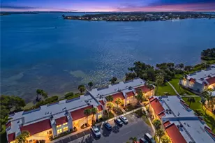 1801 Gulf Dr N, Bradenton Beach, FL 34217 - Photo 4