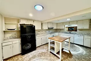 1335 40th St, Sarasota, FL 34234 - Photo 34