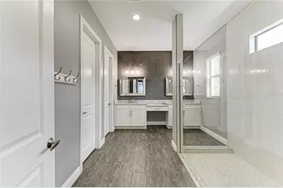 8969 Bernini Place, Sarasota, FL 34240 - Photo 14