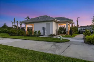 10605 Orbit Ter, Sarasota, FL 34241 - Photo 42