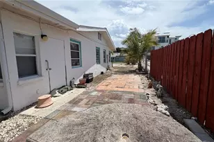 114 78th St, Holmes Beach, FL 34217 - Photo 26