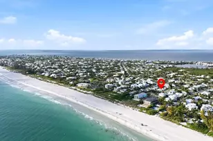 114 78th St, Holmes Beach, FL 34217 - Photo 2
