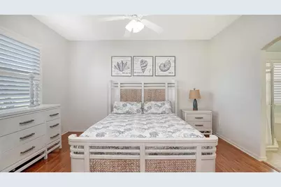 533 Fallbrook Drive, Venice, FL 34292 - Photo 18